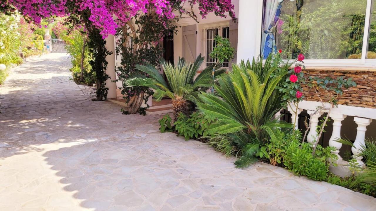 Villa Provencale A Sainte Maxime, Golf De Saint Tropez Exteriér fotografie