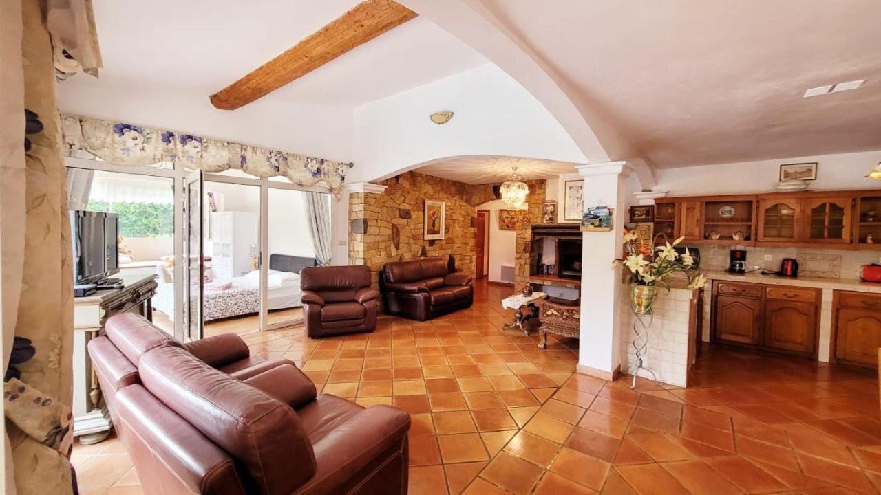 Villa Provencale A Sainte Maxime, Golf De Saint Tropez Exteriér fotografie