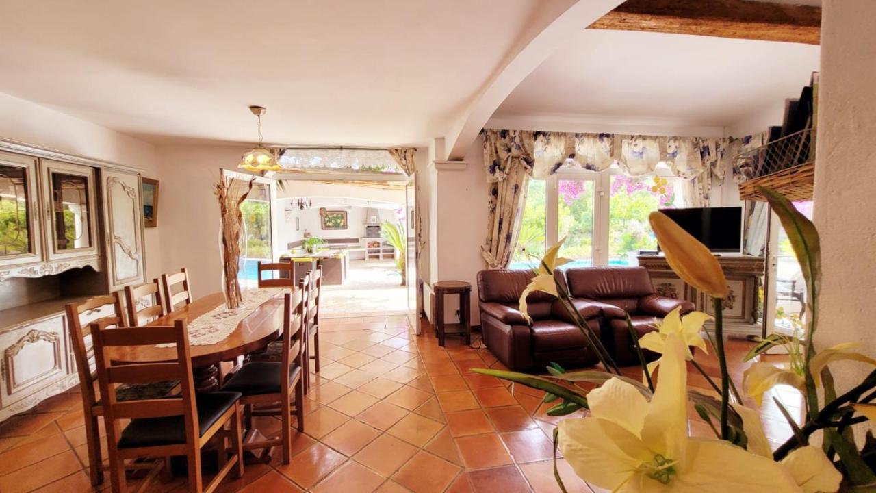 Villa Provencale A Sainte Maxime, Golf De Saint Tropez Exteriér fotografie